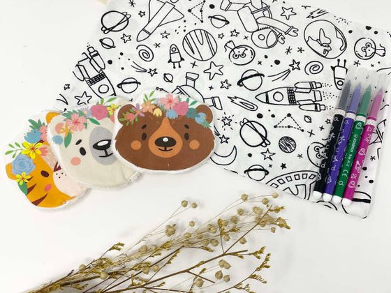 Coffret zéro déchet enfant, 1 coloriage lavable et 3 cotons animaux lavables