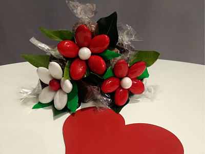 Fleurs-Thés en chocolat  Bouquet de Noël de frésias et marguerite dragées  chocolat